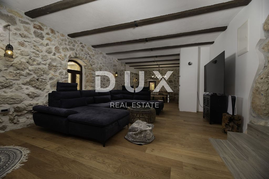 Maison de luxe à vendre à Vrbnik, 1 200 000 €, Photo 3