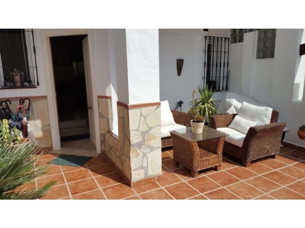 Maison de luxe à vendre à Marbella, 859 000 €, Photo 2