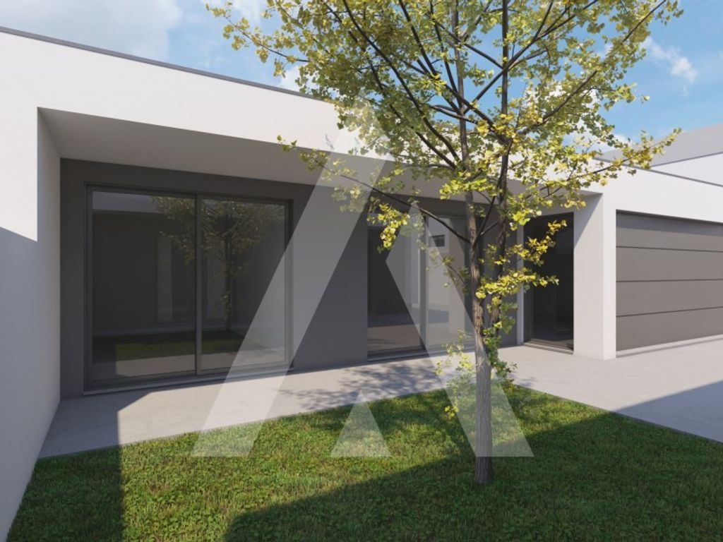 Luxury House for sale in Santa Maria Da Feira, 440 000 €, Photo 4