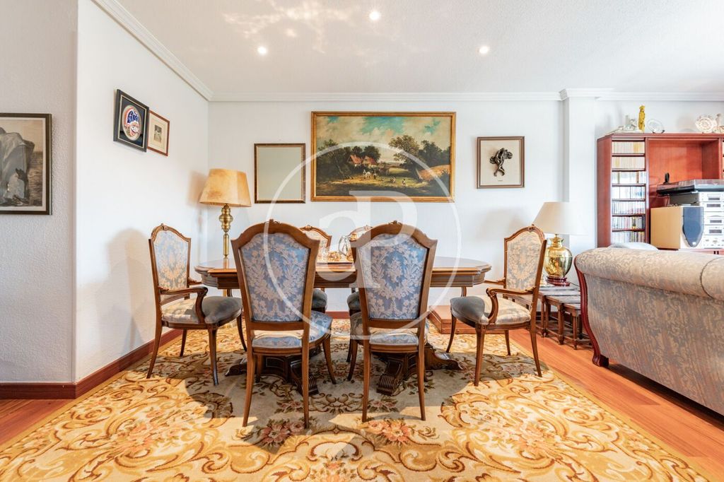 Luxury Apartment for sale in Madrid, 1 245 000 €, Photo 5