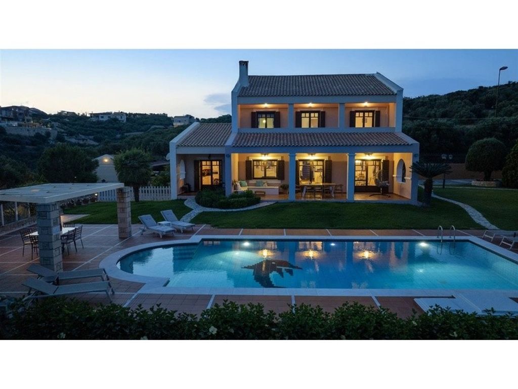 Maison de luxe à vendre à Stérnes, 1 790 000 €, Photo 6