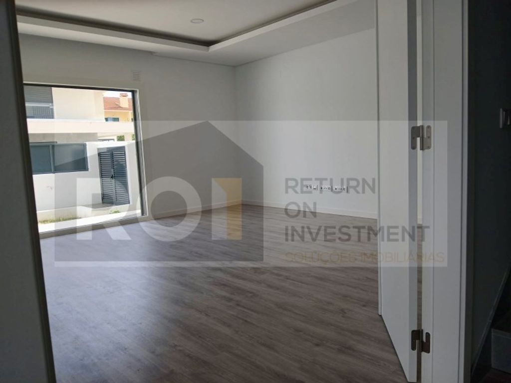 Luxury House for sale in Seixal, 585 000 €, Photo 7