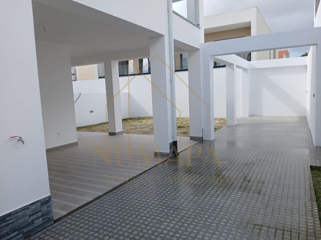 Luxury House for sale in Seixal, 585 000 €, Photo 2