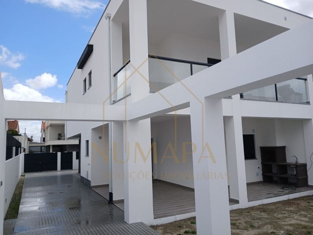 Luxury House for sale in Seixal, 585 000 €, Photo 3