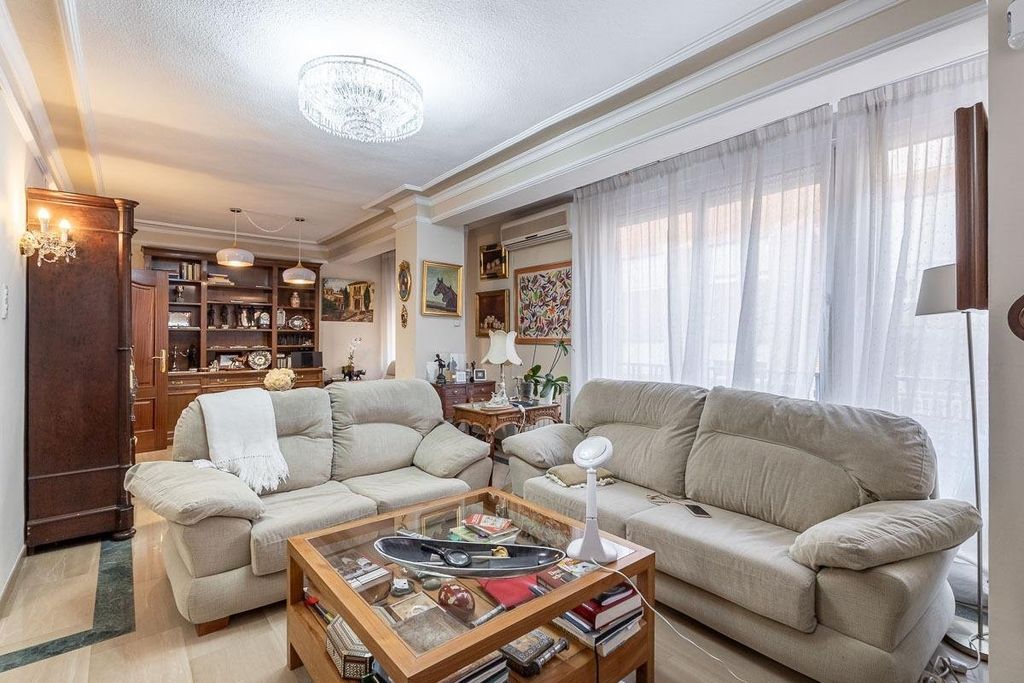 Luxury Apartment for sale in Granada, 459 900 €, Photo 3
