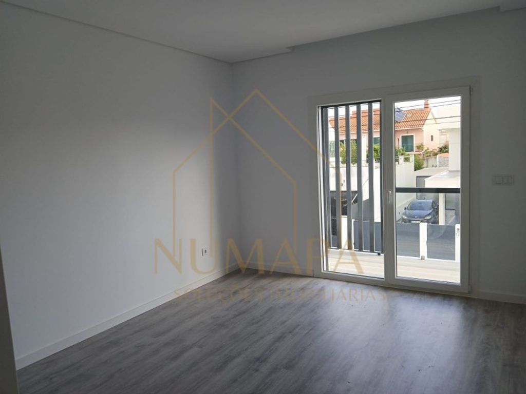 Luxury House for sale in Seixal, 585 000 €, Photo 6