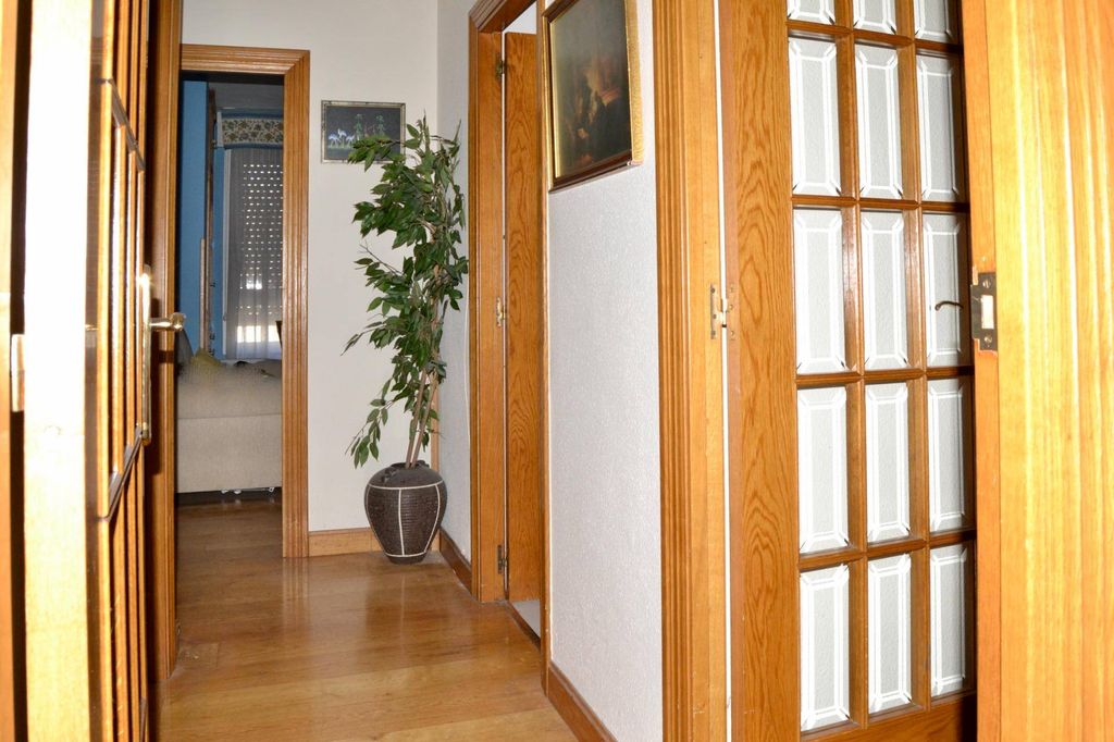 Appartement de luxe à vendre à Pamplona, 500 000 €, Photo 3