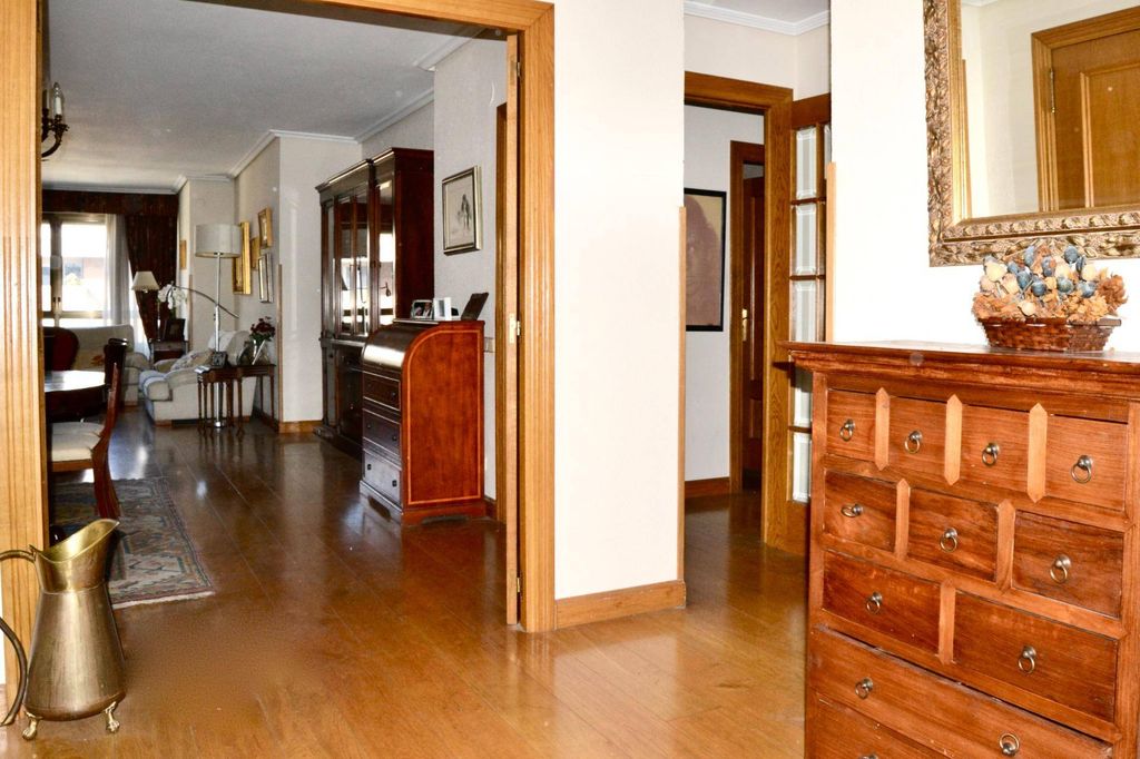 Appartement de luxe à vendre à Pamplona, 500 000 €, Photo 6