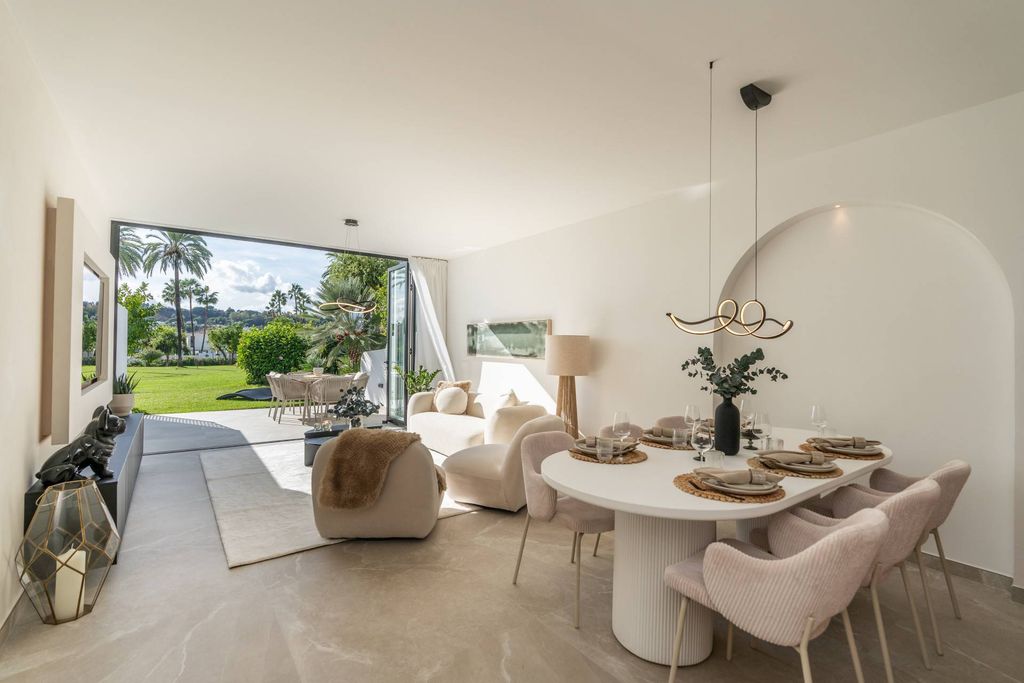 Luxury House for sale in Nueva Andalucia, 1 395 000 €, Photo 4