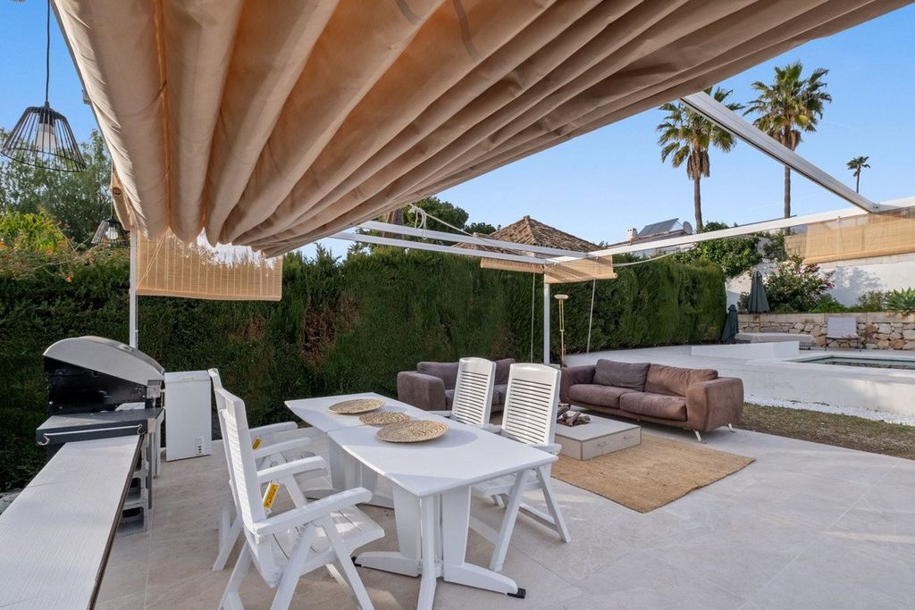 Luxury House for sale in Marbella, 1 649 000 €, Photo 6