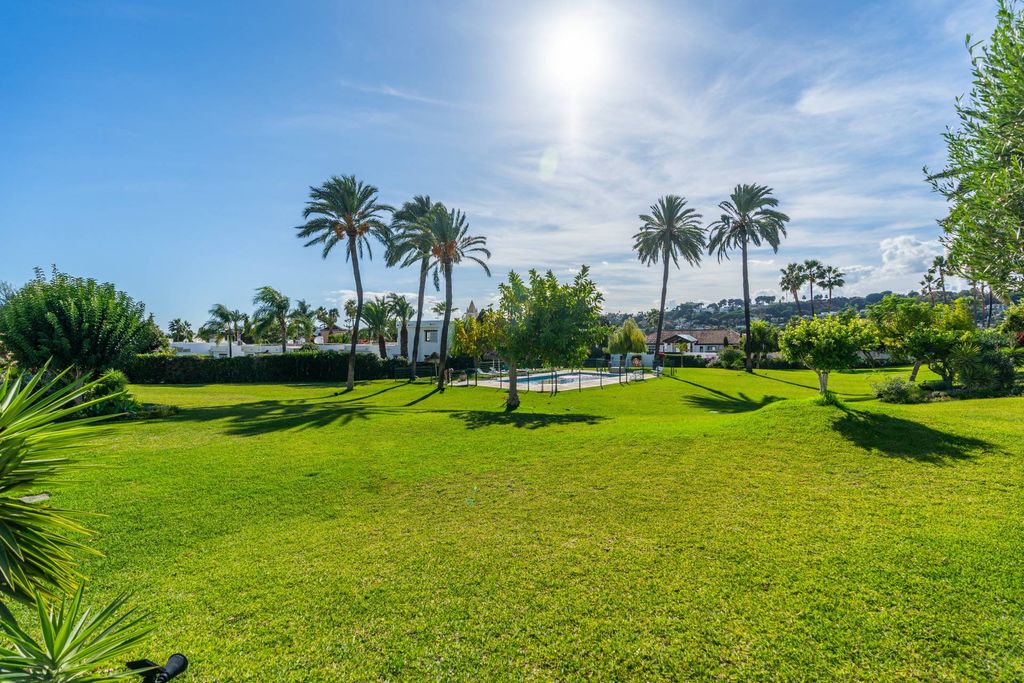 Luxury House for sale in Nueva Andalucia, 1 395 000 €, Photo 6