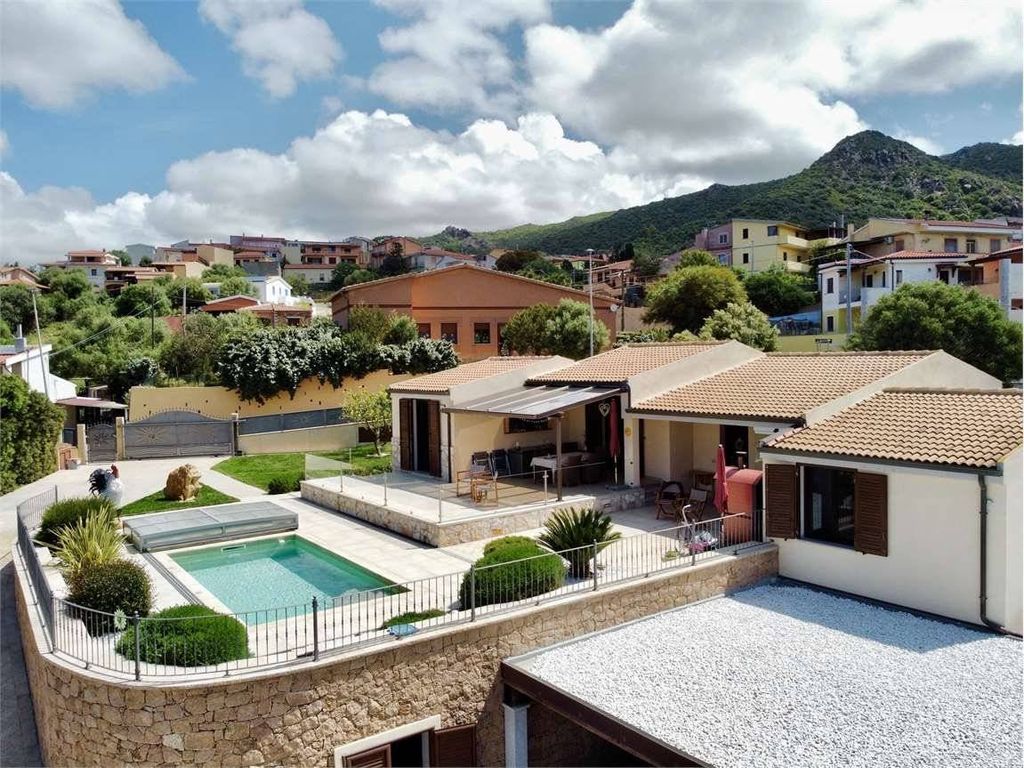 Luxury House for sale in Badesi, 840 000 €, Photo 2