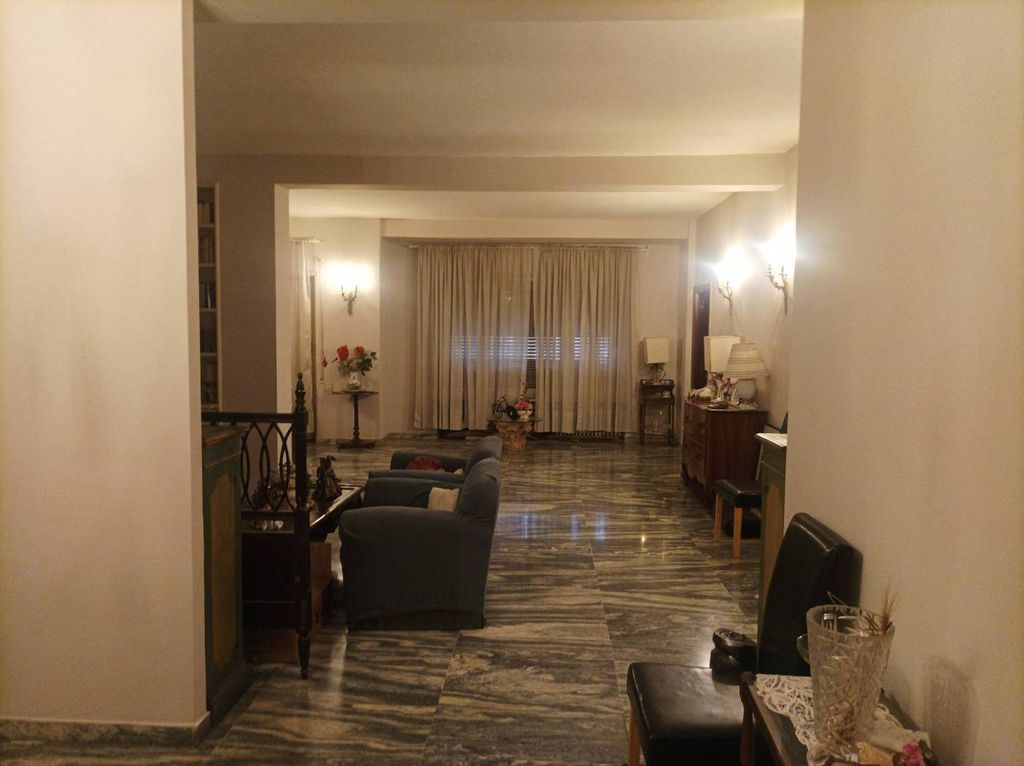 Luxury Apartment for sale in Rome, 1 050 000 €, Photo 4