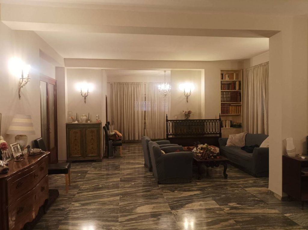 Luxury Apartment for sale in Rome, 1 050 000 €, Photo 5