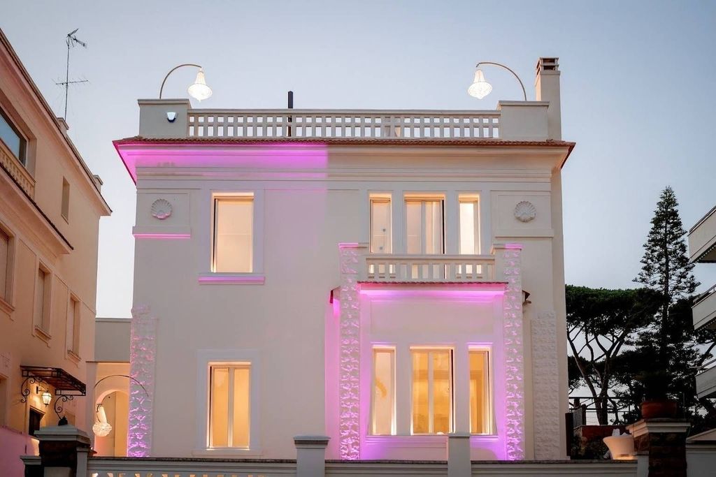 Luxury House for sale in Anzio, 2 900 000 €, Photo 1