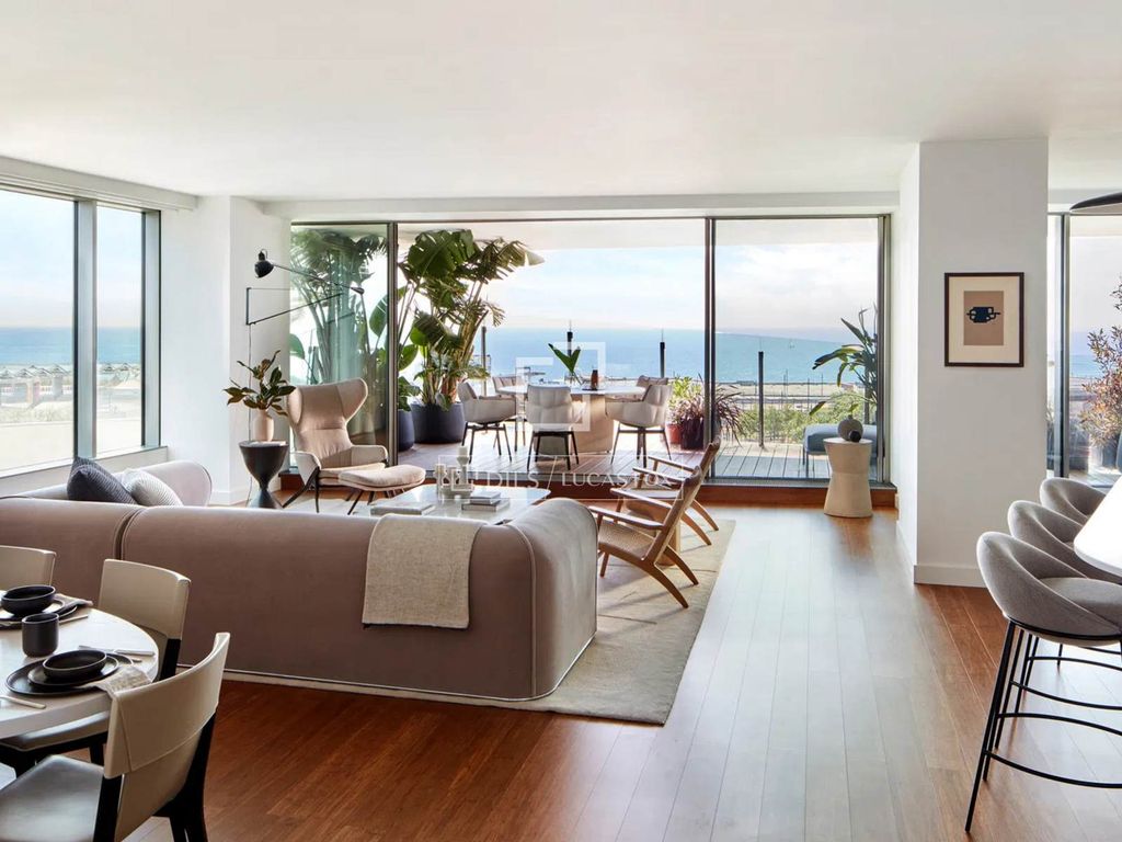 Luxury Apartment for sale in Barcelona, 1 431 712 €, Photo 2
