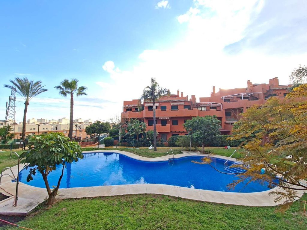 Luxury Apartment for sale in Torre Del Mar, 409 900 €, Photo 4