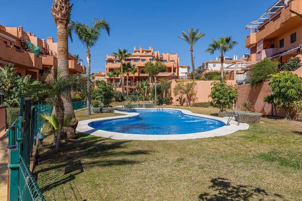 Luxury Apartment for sale in Torre Del Mar, 409 900 €, Photo 5