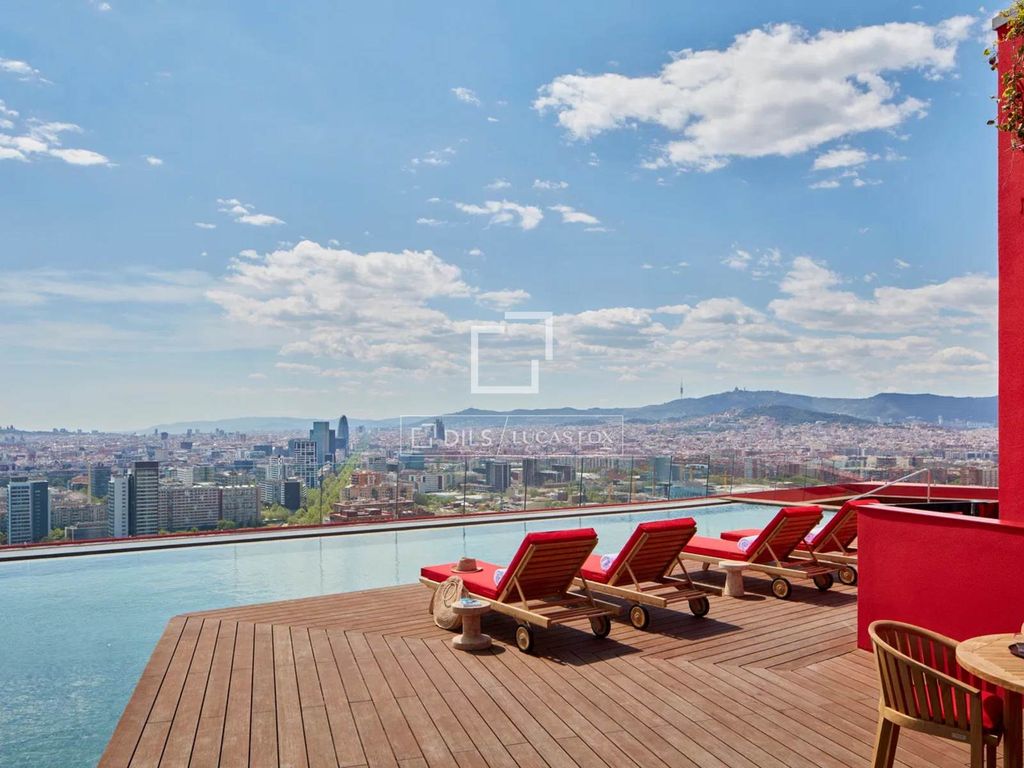 Luxury Apartment for sale in Barcelona, 1 431 712 €, Photo 5