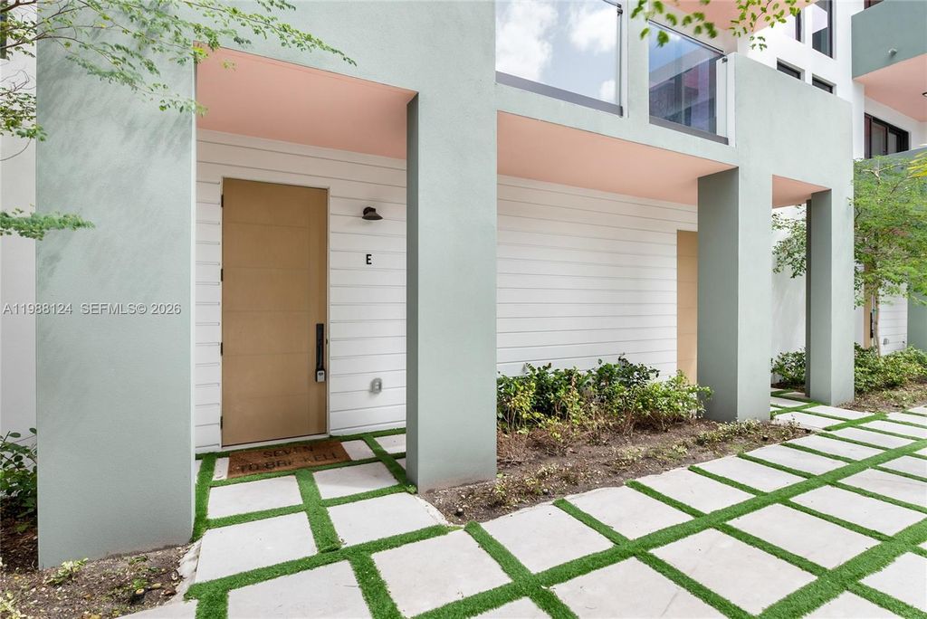Luxury House for sale in Miami, 1 278 173 €, Photo 1