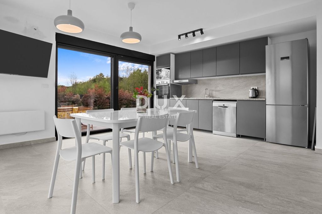 Maison de luxe à vendre à Porec, 1 060 000 €, Photo 6