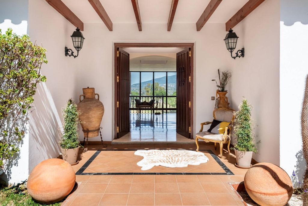 Luxury House for sale in Mijas Costa, 1 795 000 €, Photo 2