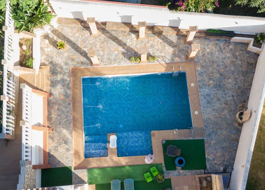Luxury House for sale in La Línea de La Concepción, 875 000 €, Photo 6