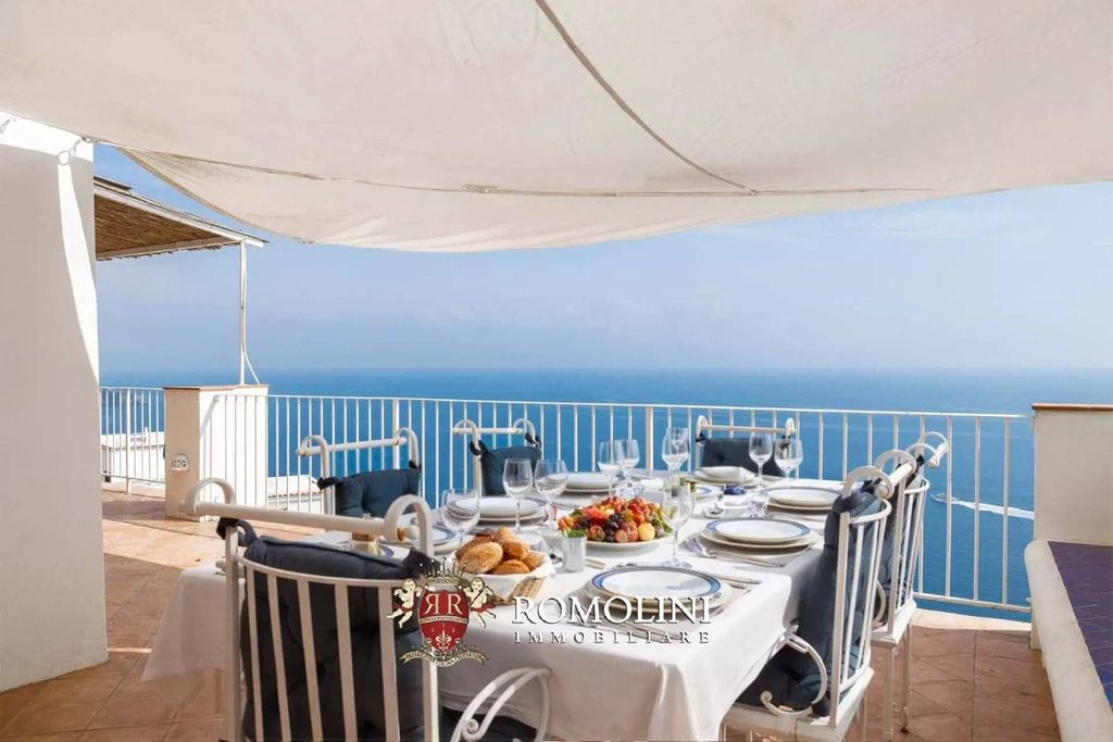 Luxury Apartment for sale in Praiano, 1 860 000 €, Photo 1