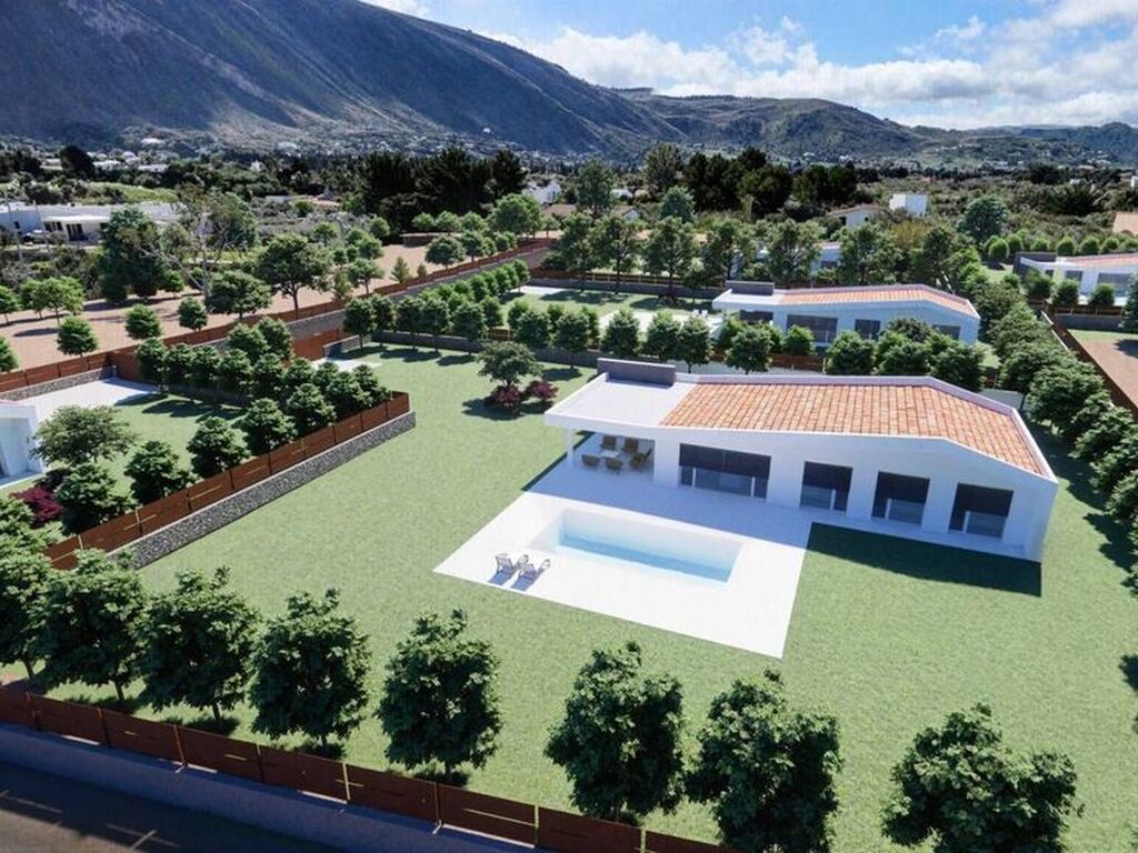 Luxury House for sale in Castellammare Del Golfo, 550 000 €, Photo 1