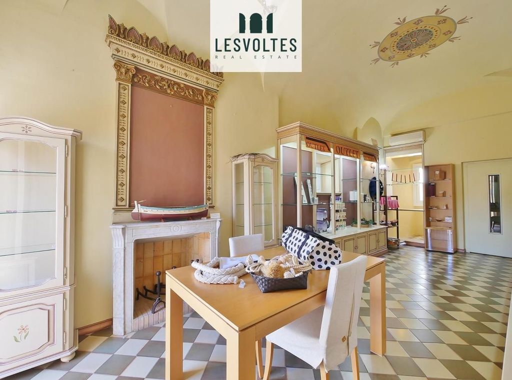Luxury House for sale in Palafrugell, 550 000 €, Photo 2