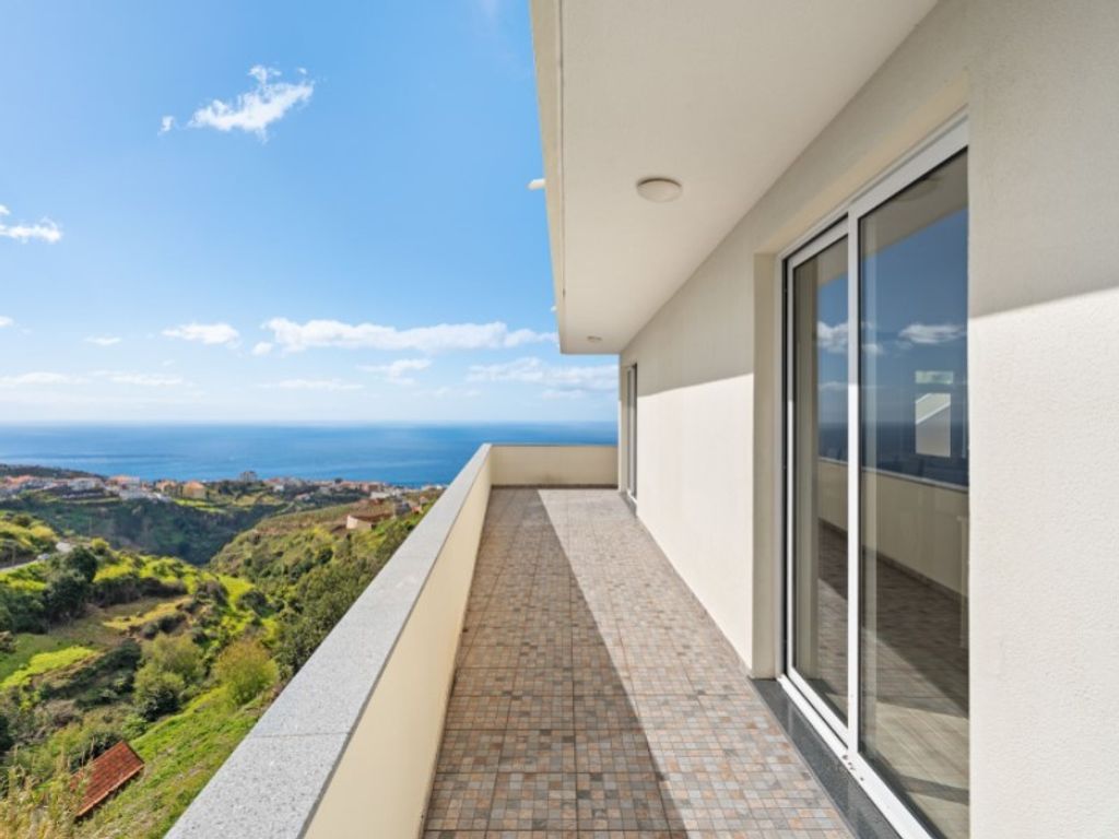 Luxury House for sale in Calheta, 945 000 €, Photo 2