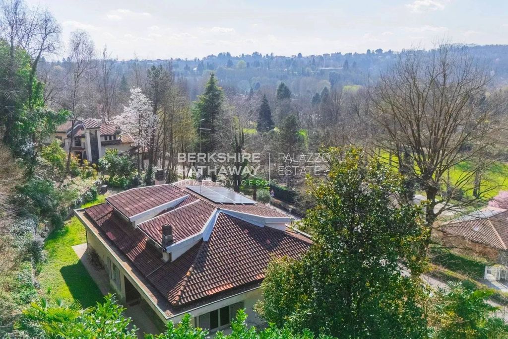 Luxury House for sale in Como, 950 000 €, Photo 2