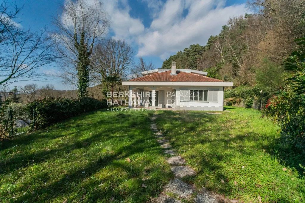 Luxury House for sale in Como, 950 000 €, Photo 4