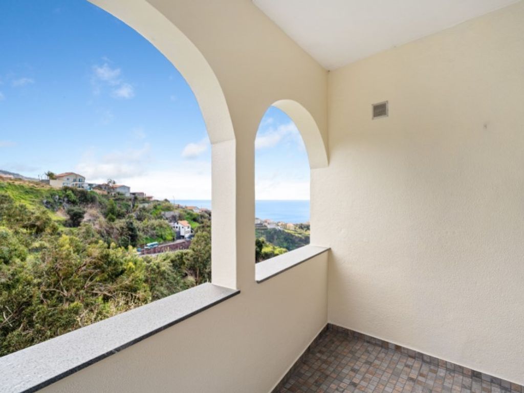 Luxury House for sale in Calheta, 945 000 €, Photo 7