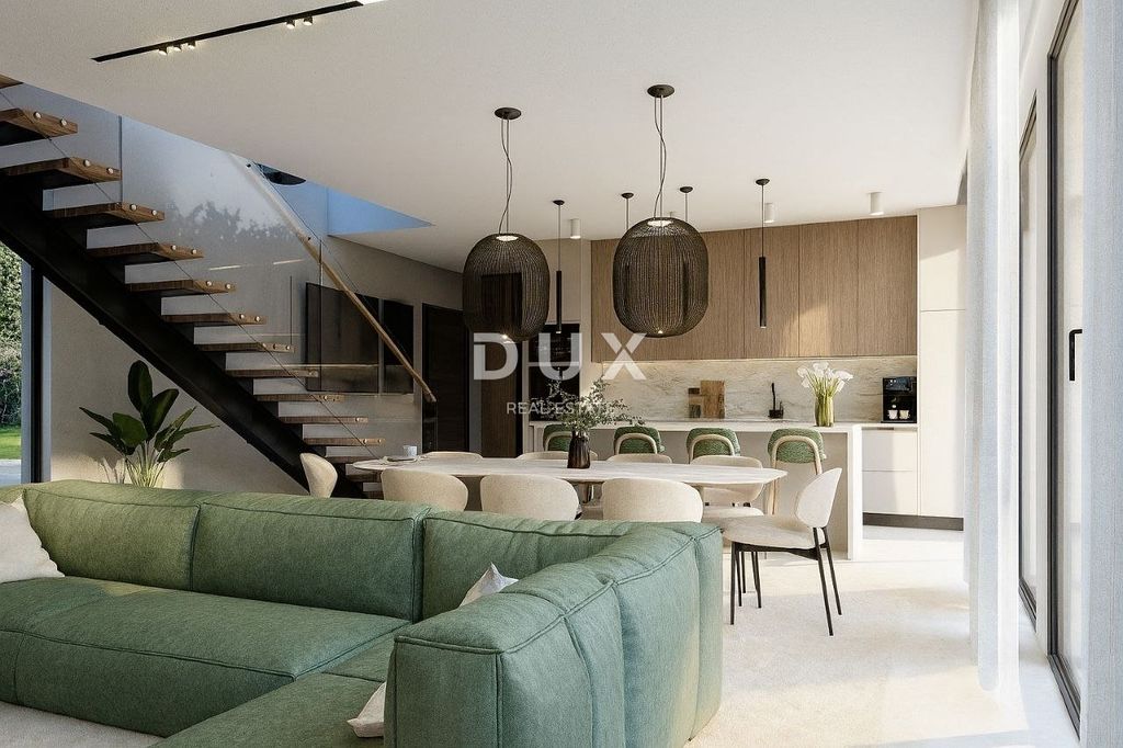 Maison de luxe à vendre à Porec, 465 000 €, Photo 1