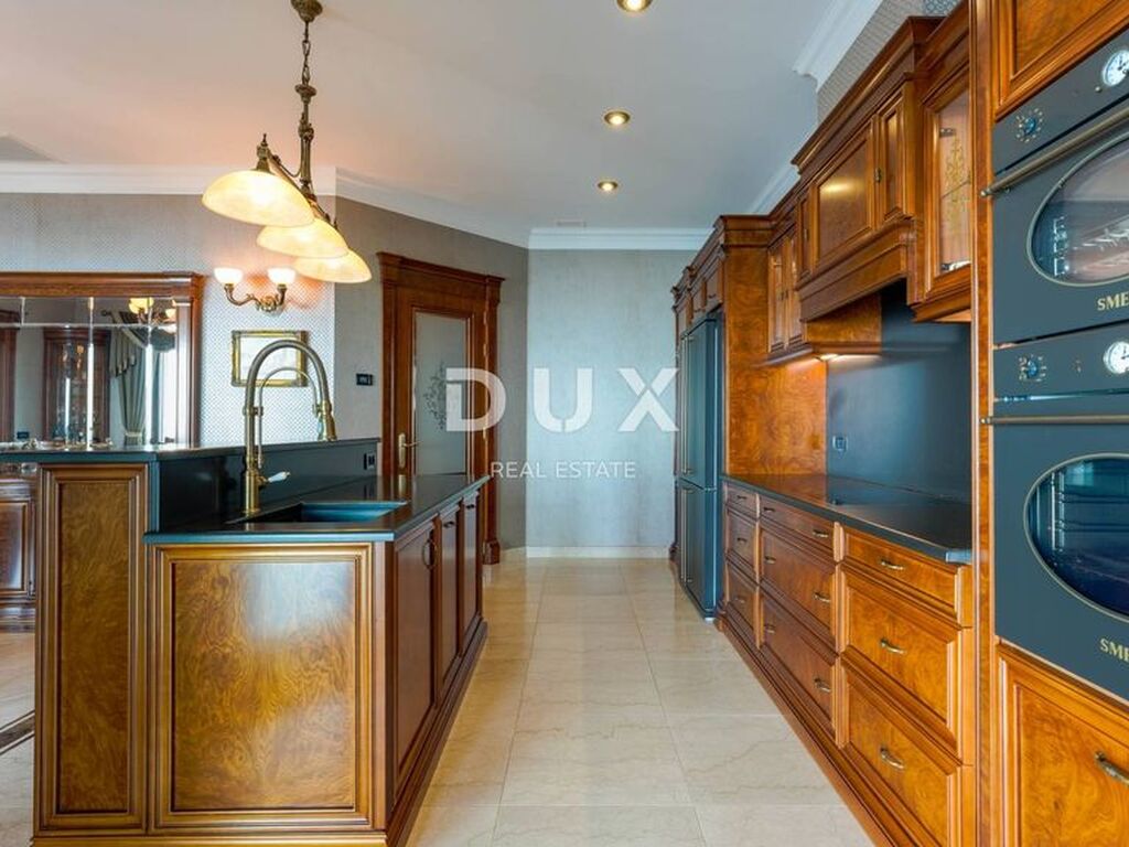 Maison de luxe à vendre à Opatija, 3 900 000 €, Photo 1