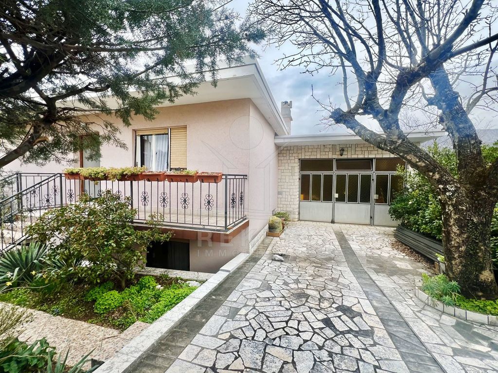 Maison de luxe à vendre à Crikvenica, 449 000 €, Photo 2