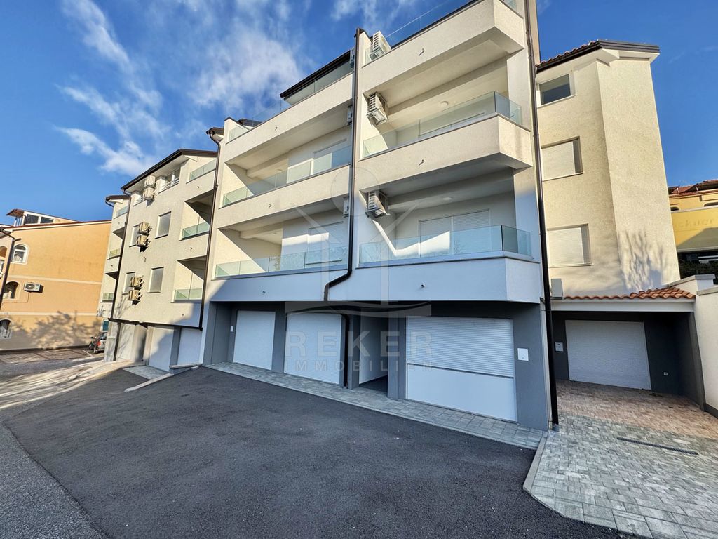 Appartement de luxe à vendre à Crikvenica, 503 865 €, Photo 2