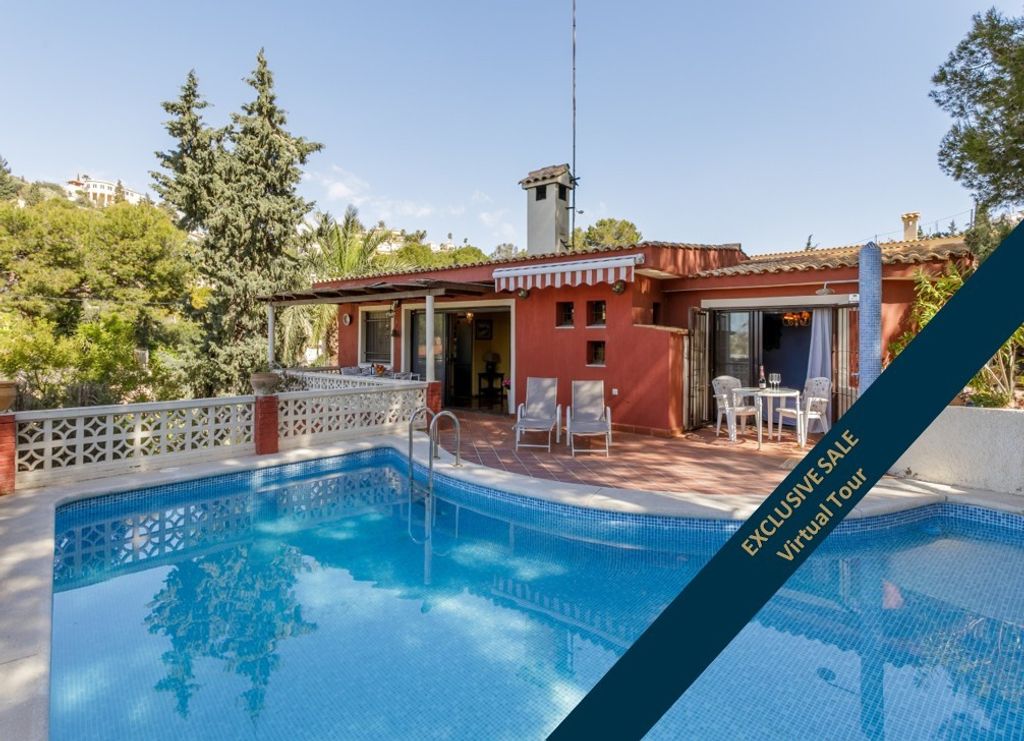 Luxury House for sale in El Campello, 695 000 €, Photo 1