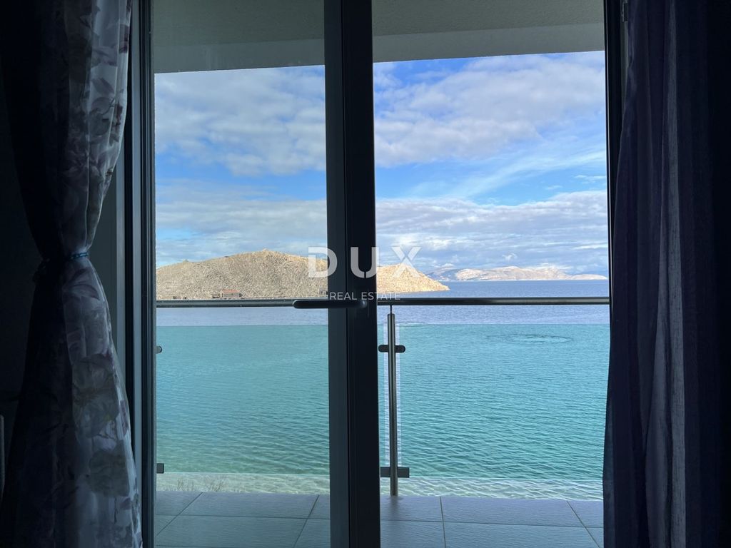 Maison de luxe à vendre à Senj, 1 600 000 €, Photo 1