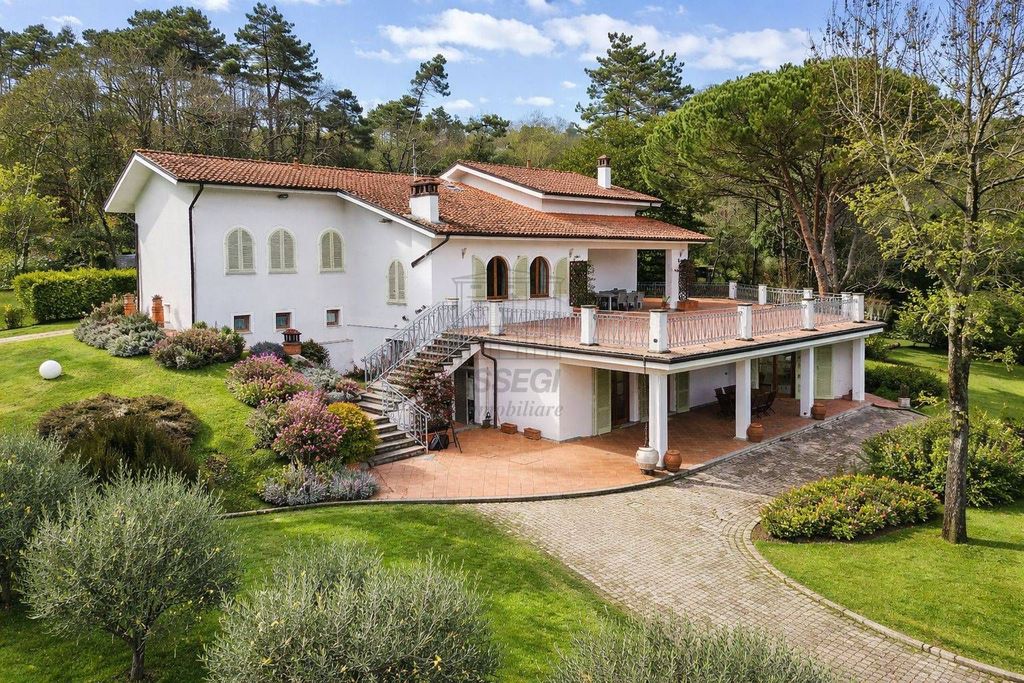 Maison de luxe à vendre à Lucca, 1 480 000 €, Photo 1