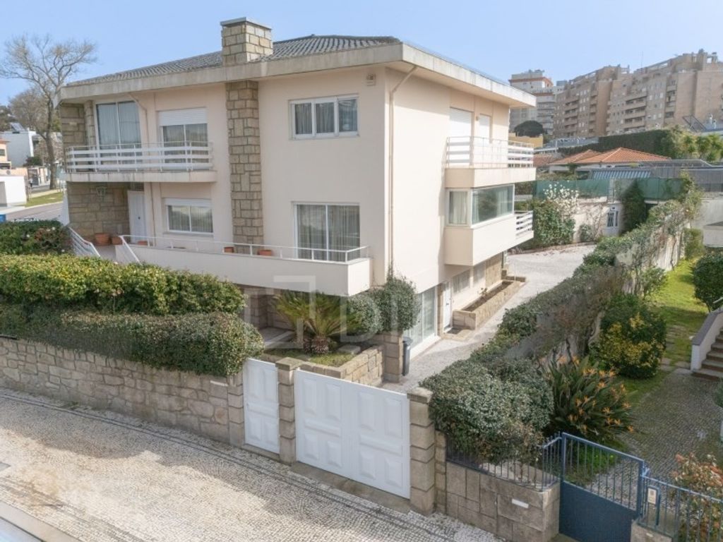 Maison de luxe à vendre à Porto, 2 150 000 €, Photo 1