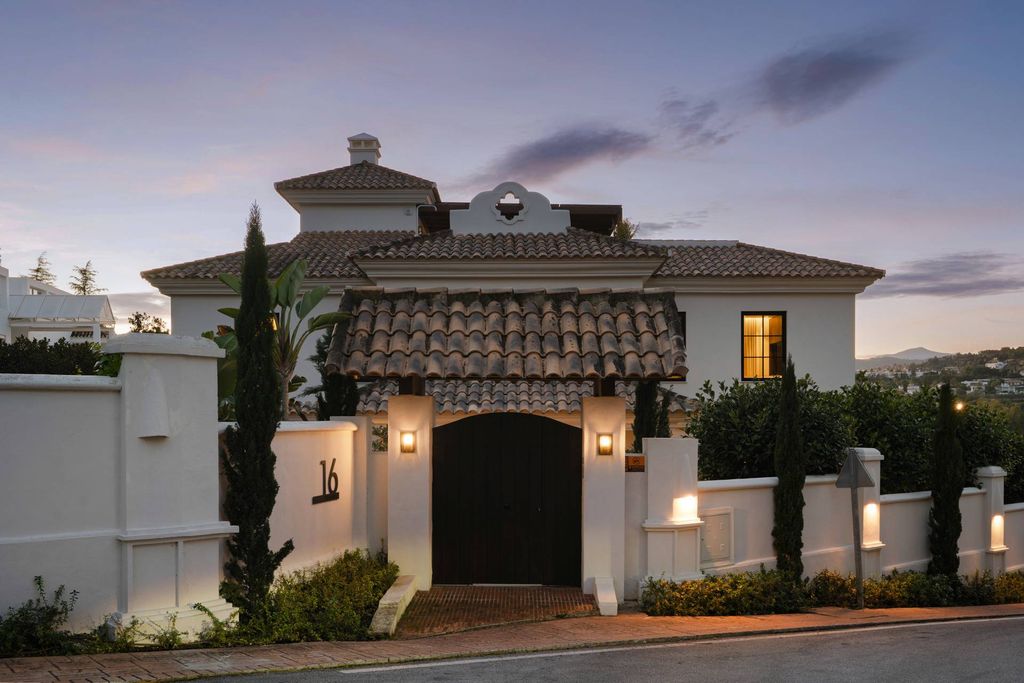 Luxury House for sale in Nueva Andalucia, 5 695 000 €, Photo 2
