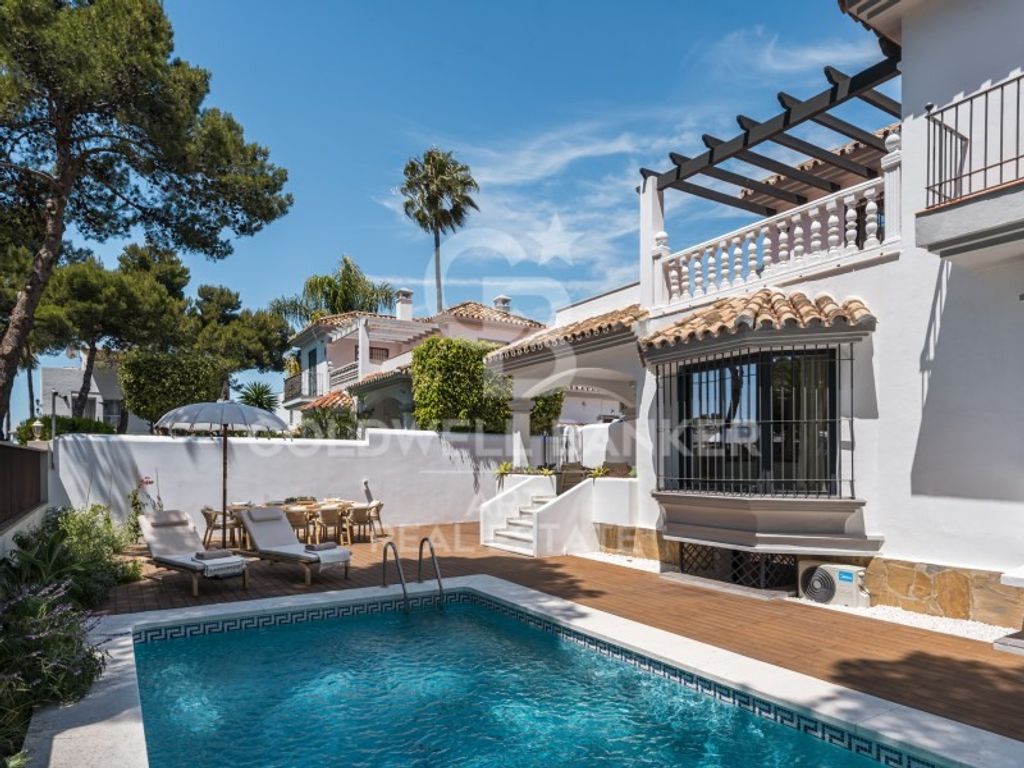 Maison de luxe à vendre à Marbella, 2 150 000 €, Photo 1