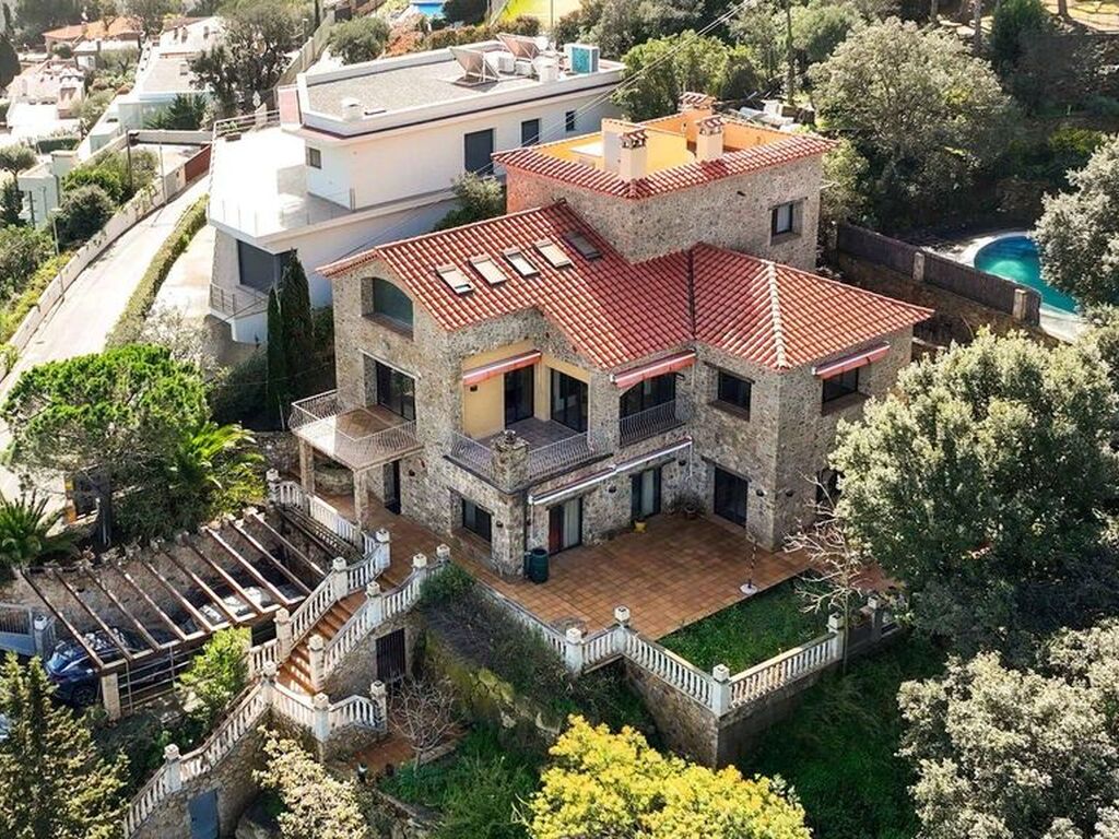 Maison de luxe à vendre à Begur, 1 290 000 €, Photo 1