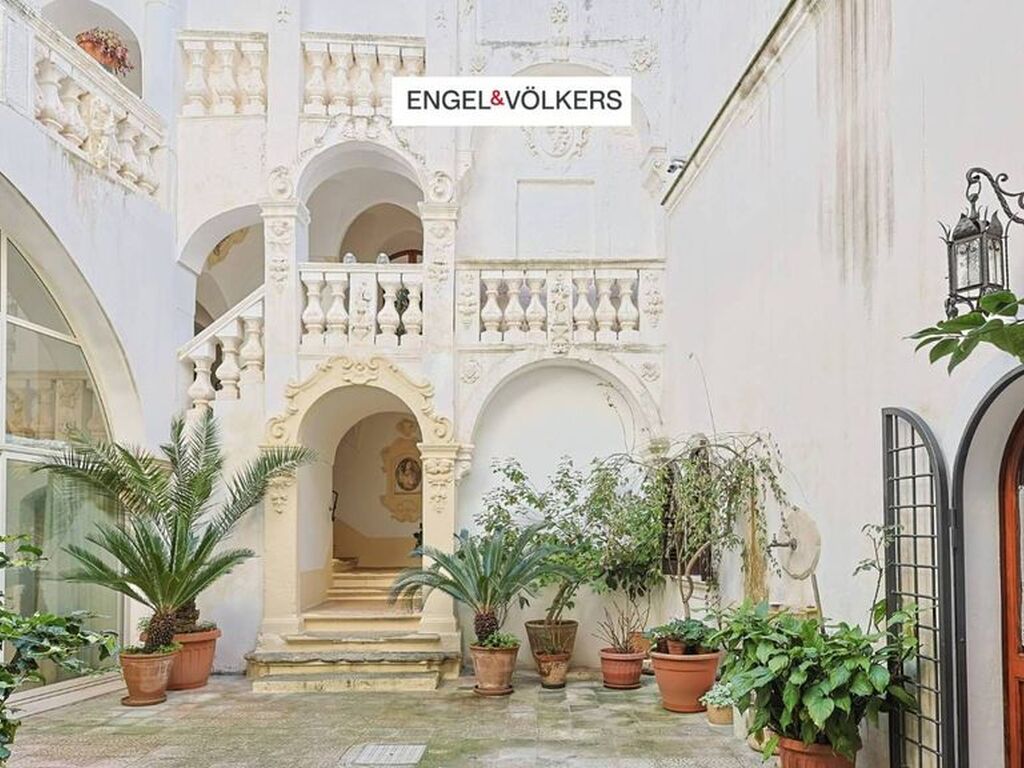 Maison de luxe à vendre à Salve, 700 000 €, Photo 1
