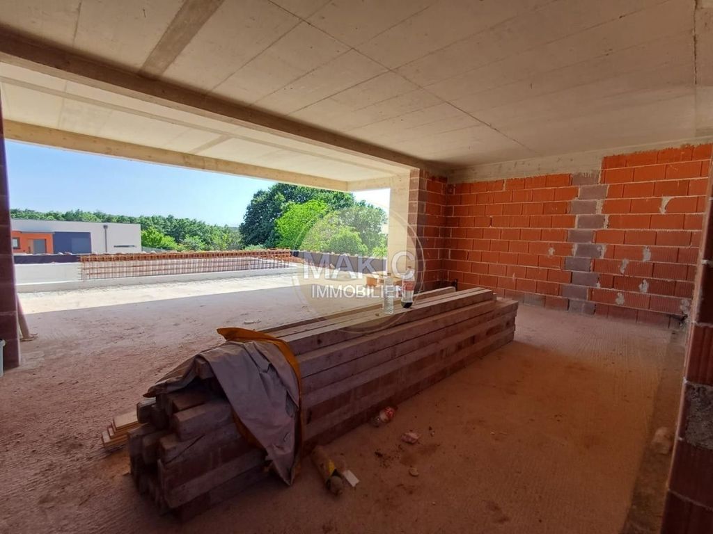 Maison de luxe à vendre à Tinjan, 560 000 €, Photo 7