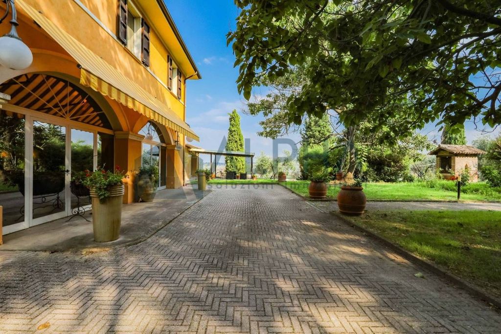 Maison de luxe à vendre à Cesena, 900 000 €, Photo 5