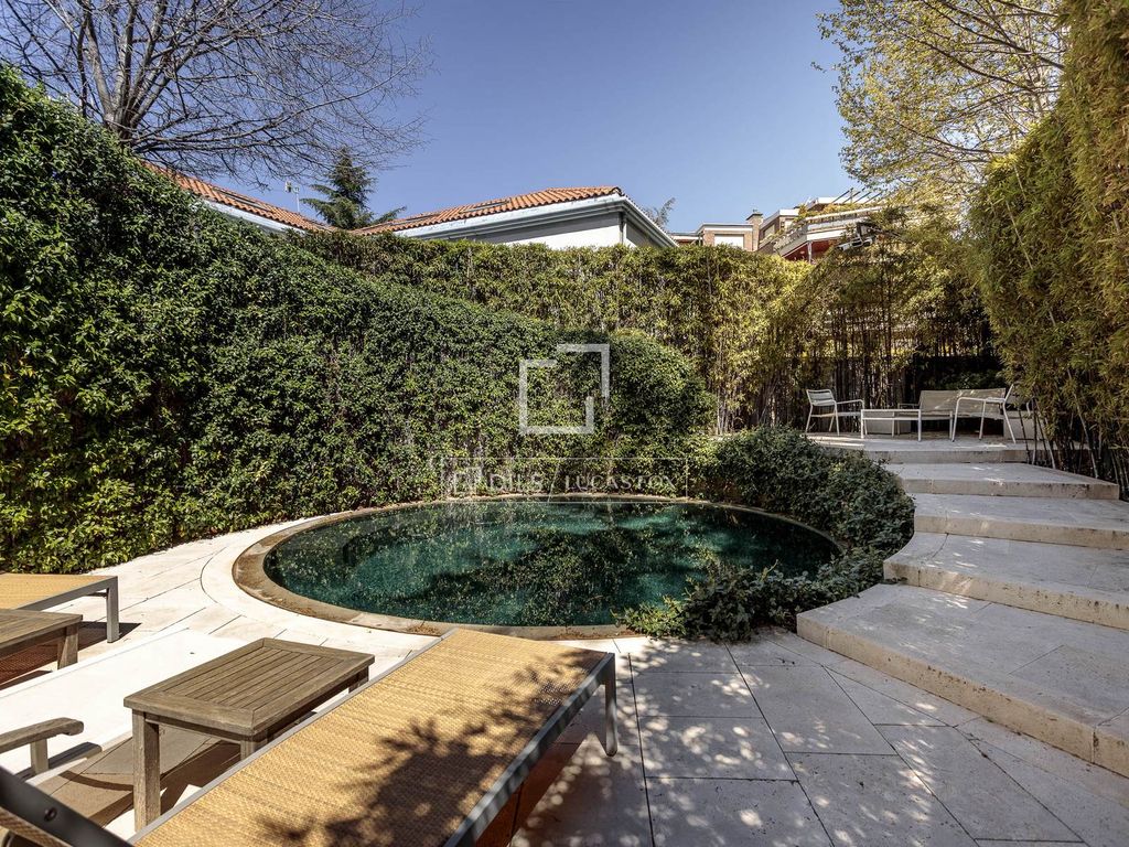 Maison de luxe à vendre à Madrid, 18 600 000 €, Photo 3