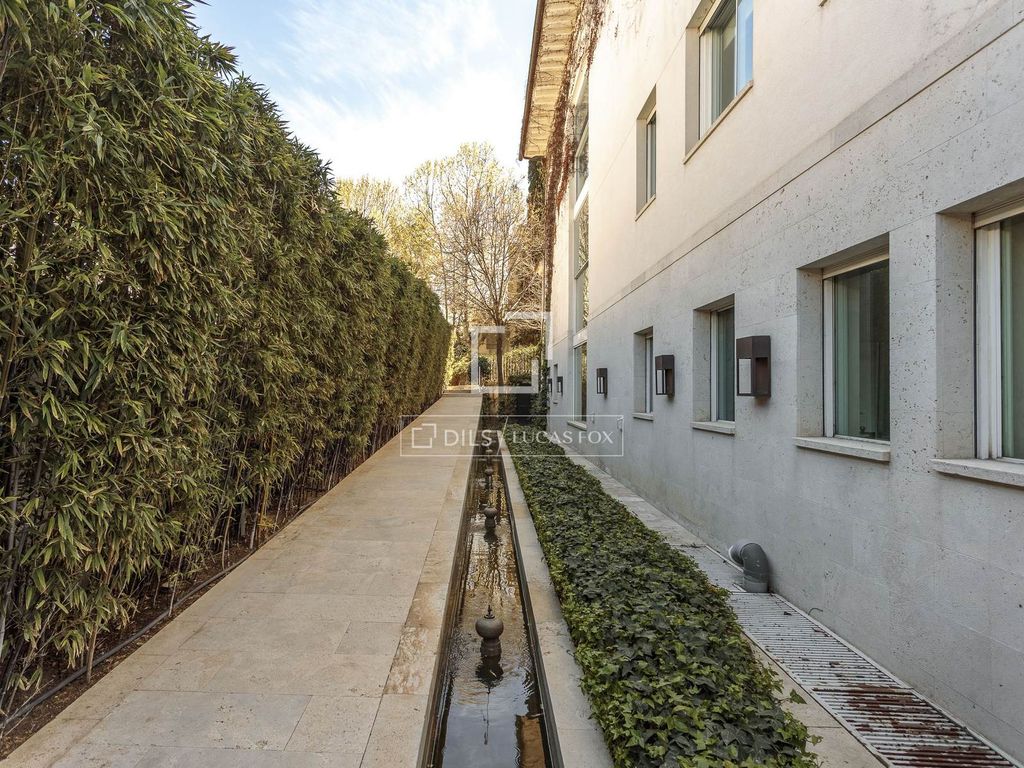 Maison de luxe à vendre à Madrid, 18 600 000 €, Photo 7